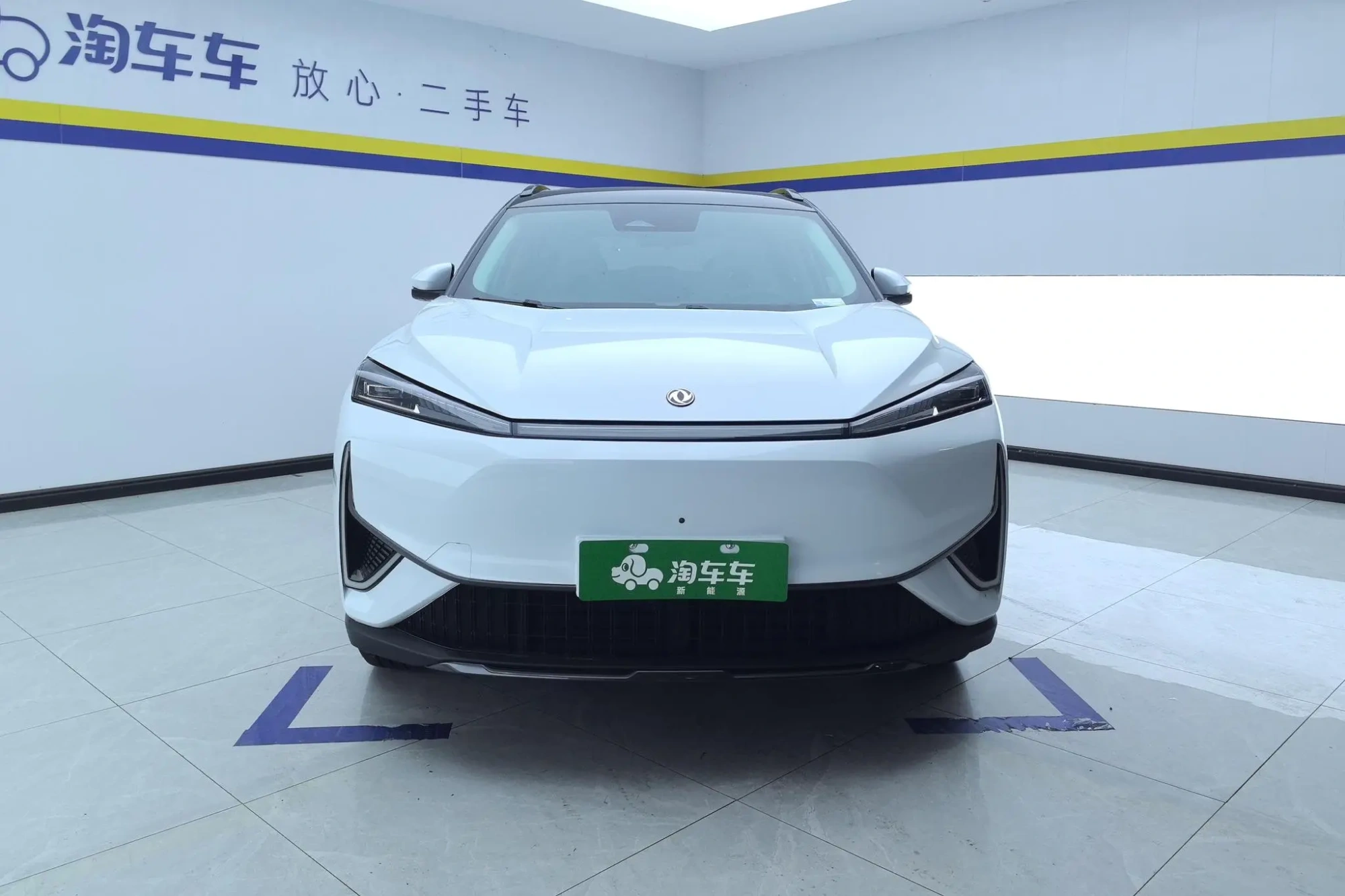 Dongfeng Fengshen Fengshen L7 PHEV 205 Plus