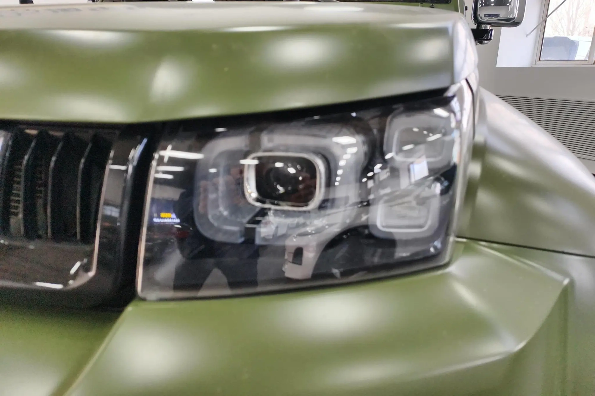 Beijing Beijing off-road BJ40 2.0D automatic four-wheel drive blade Hero version knight type