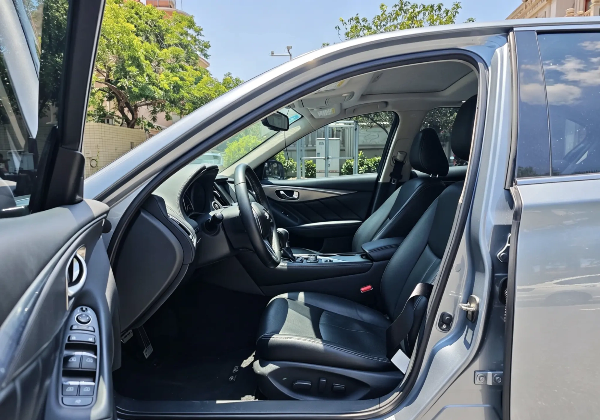 Infiniti Infiniti Q50L 2.0T Enjoy Edition