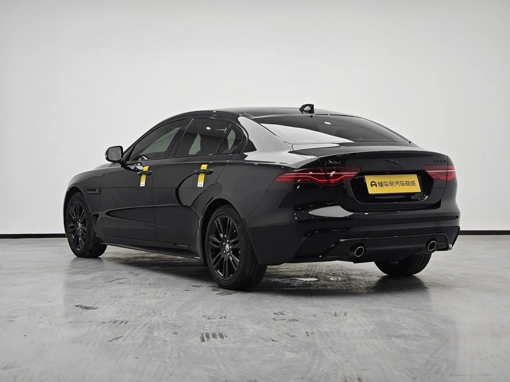 Jaguar Jaguar XEL 2.0T 250PS Yao Black Sports Edition