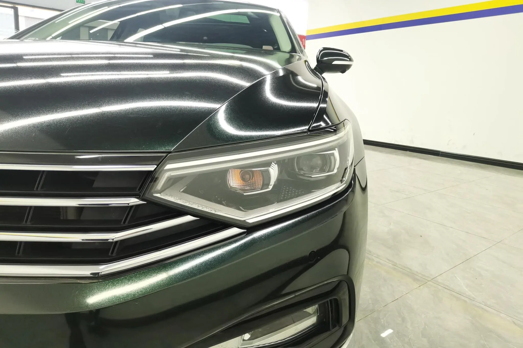 Volkswagen Magotan 380TSI DSG Luxury