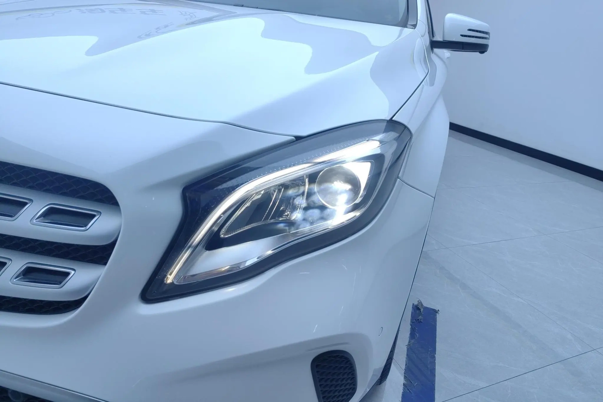 Mercedes-Benz Mercedes-Benz GLA GLA 200 fashion type