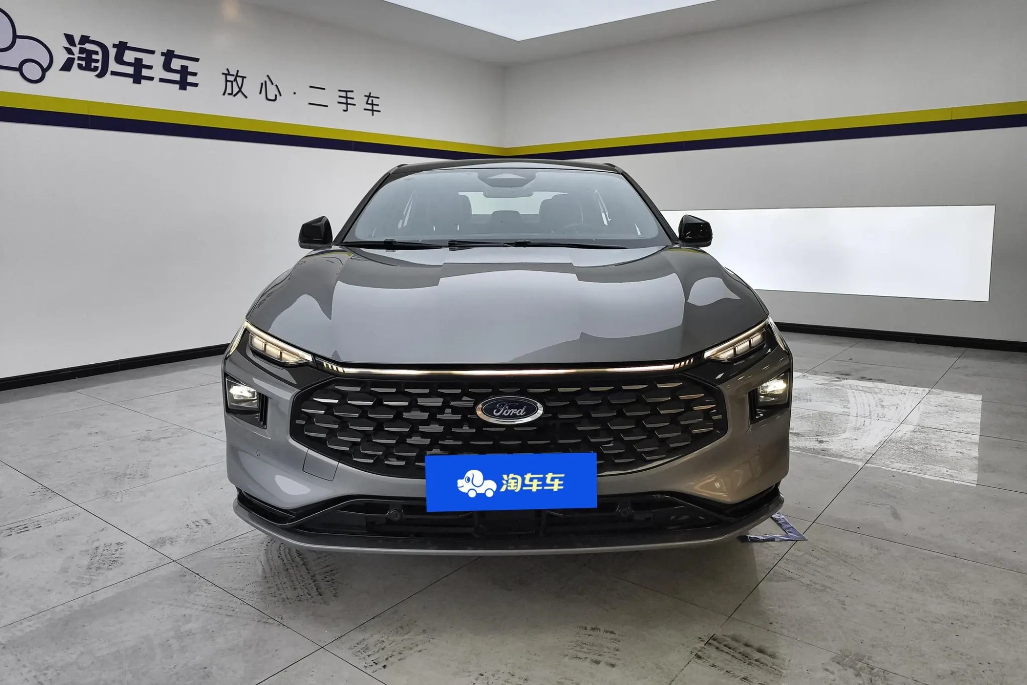 Ford Mondeo EcoBoost 245 Extreme Type