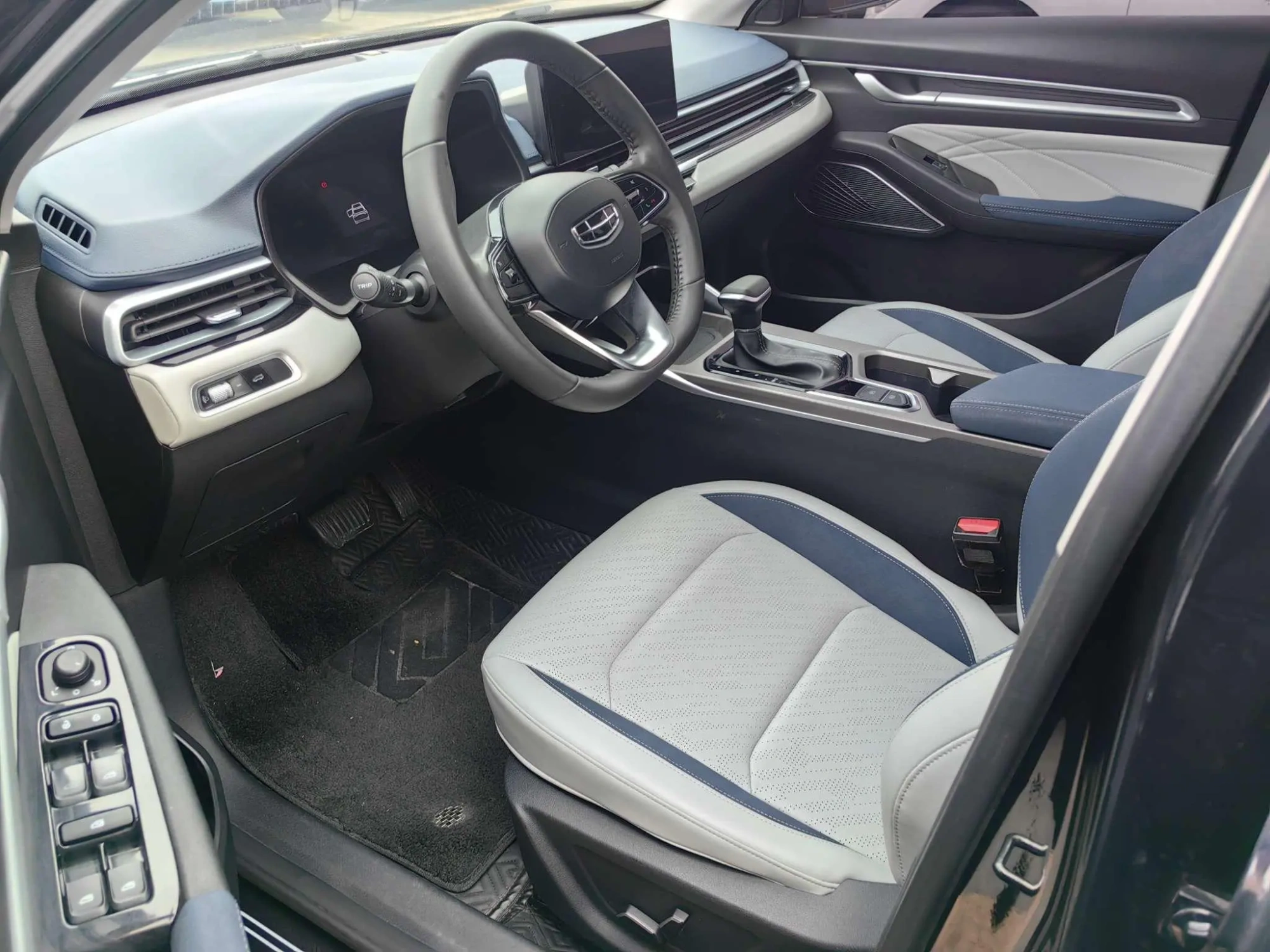 Geely Emgrand 4th generation 1.5L CVT flagship