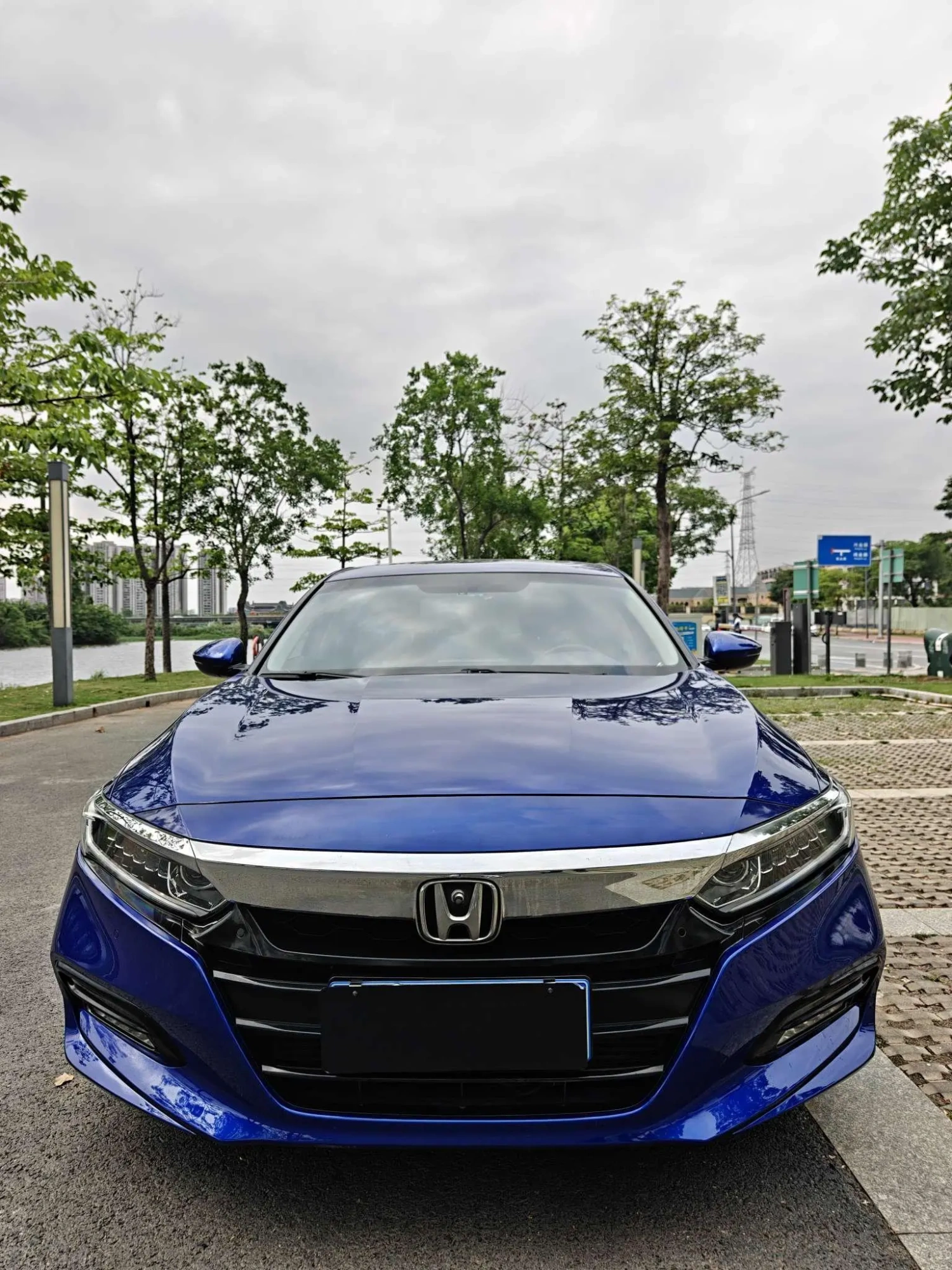 Honda Accord 260TURBO Elite Edition Country V