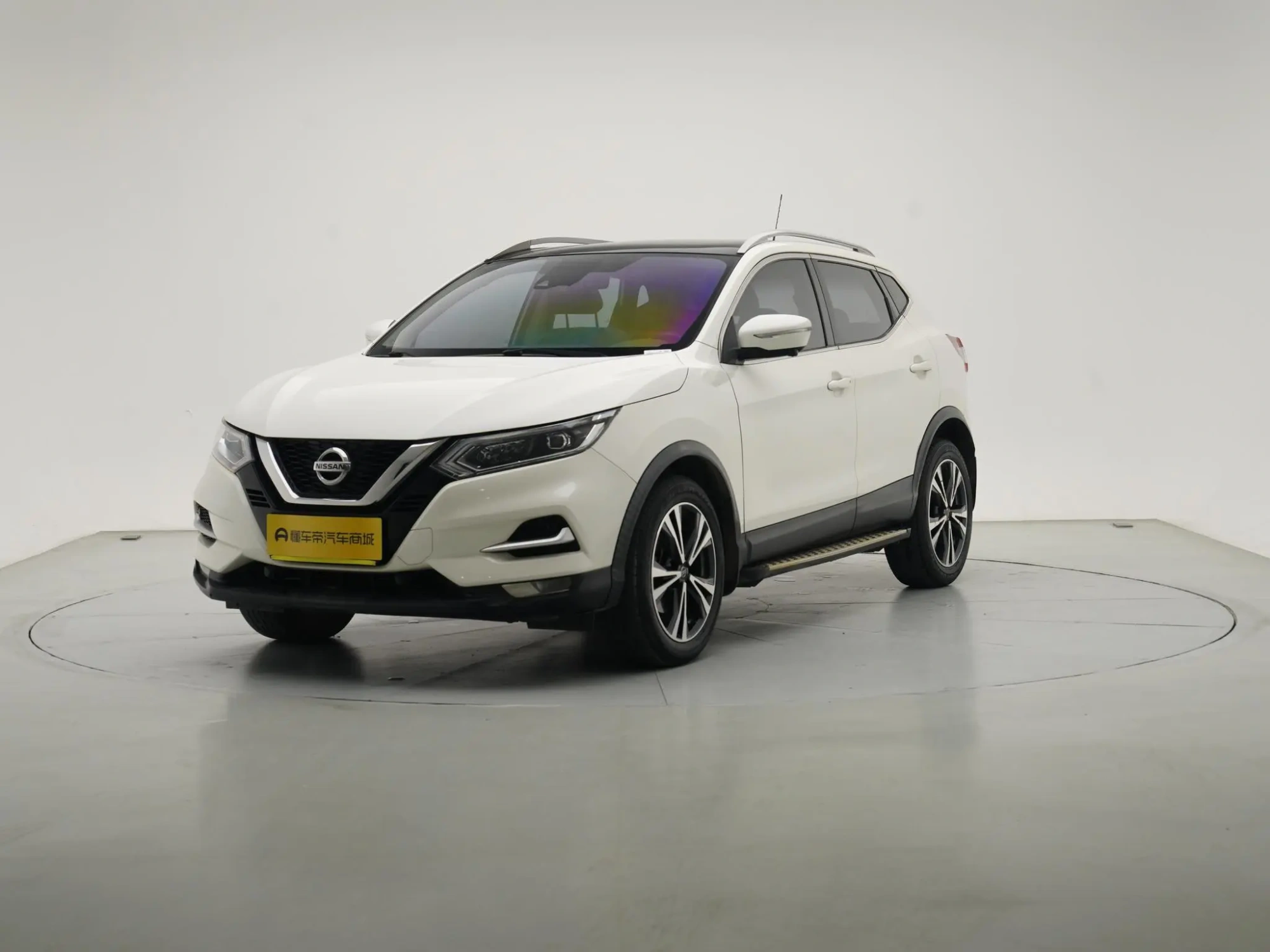 Nissan Qashqai 2.0 L XV Prem Deluxe Edition
