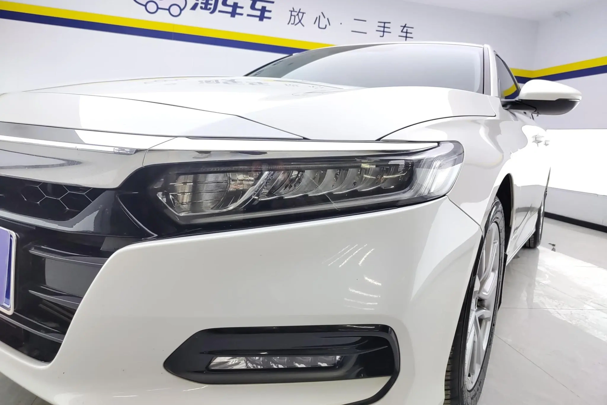 Honda Accord 260TURBO Elite Edition Country V