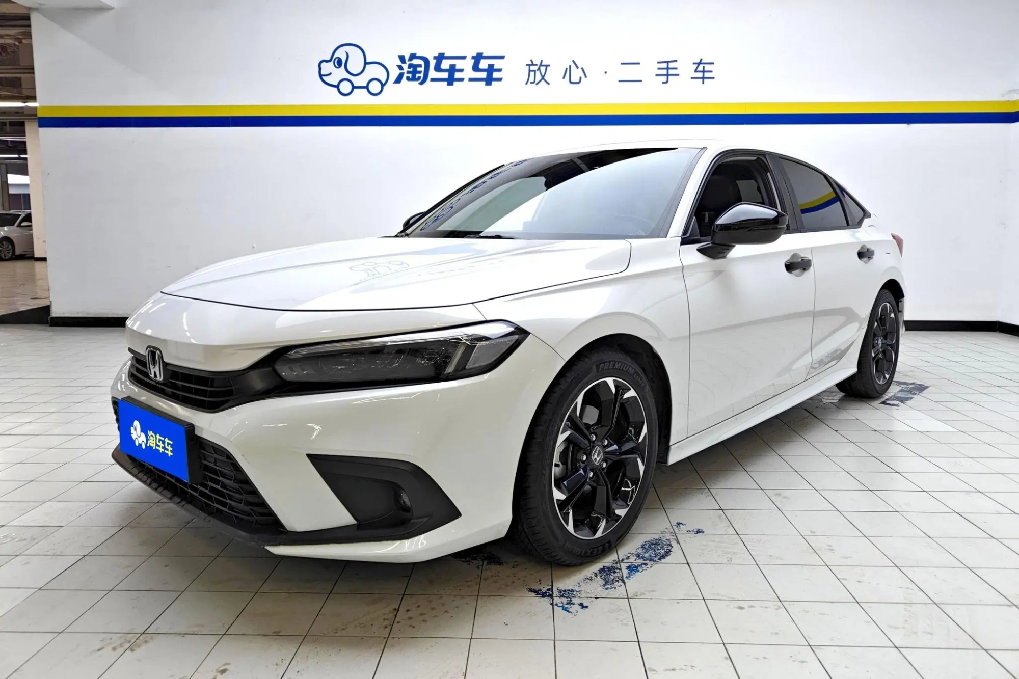 Honda Civic 240TURBO CVT combustion version