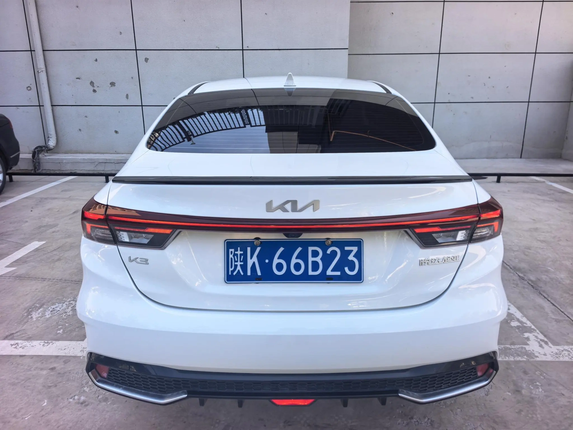 Kia Kia K3 1.4T DCT Deluxe Edition