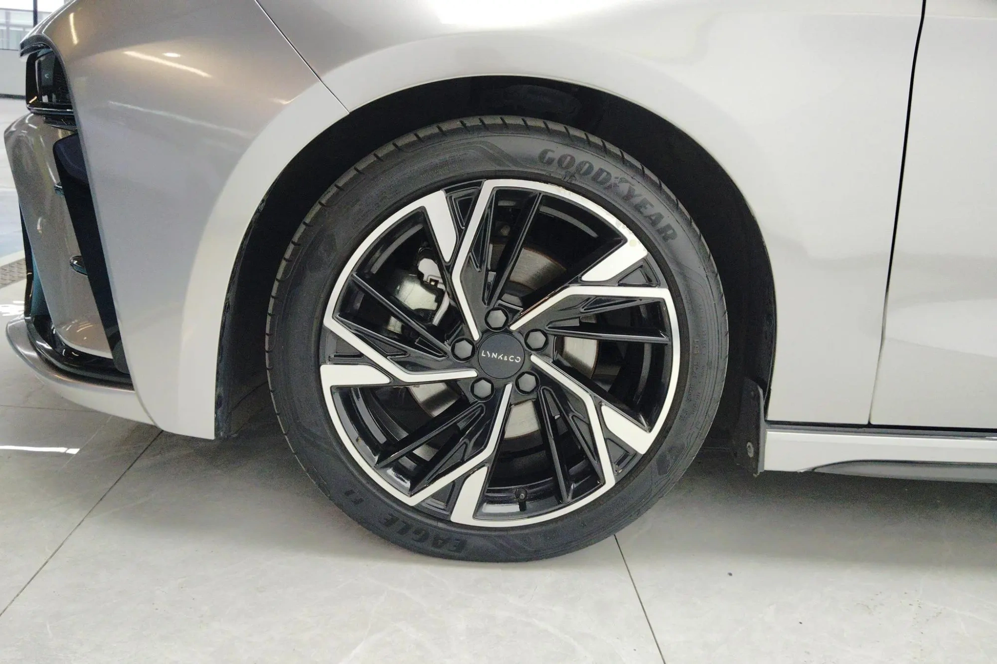 LYNK & CO Lynk 03 2.0 TD DCT Jin Pro