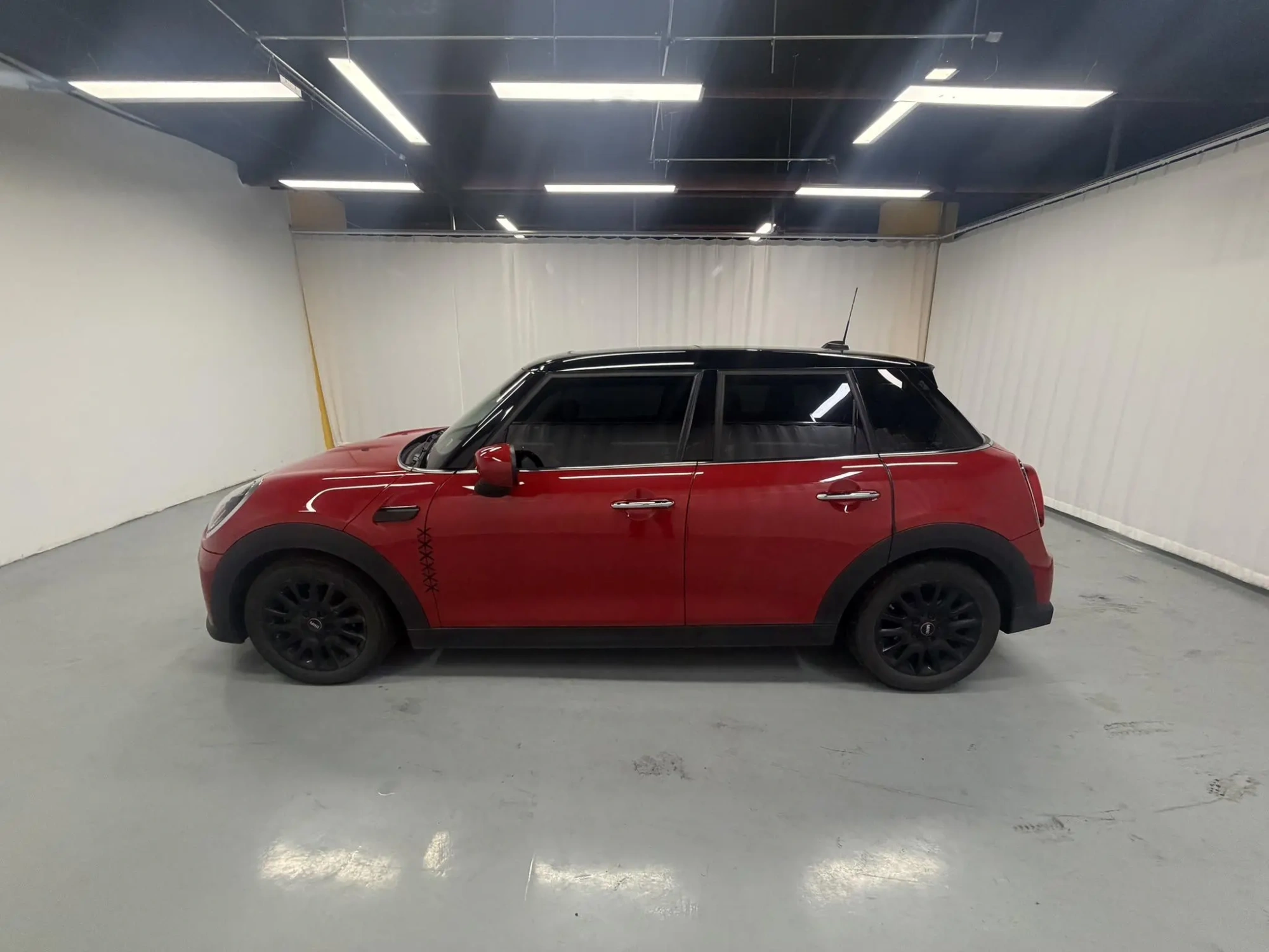 MINI MINI 1.5T ONE five-door version PLUS