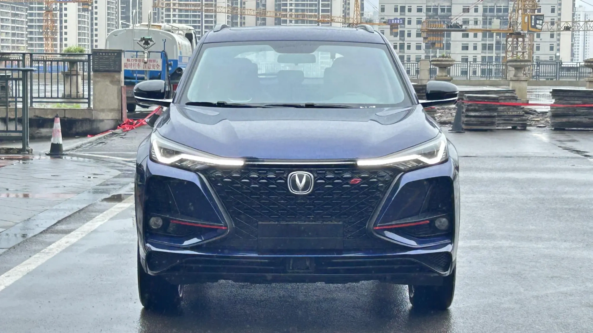 Changan Changan CS75 PLUS 2.0T automatic pilot type
