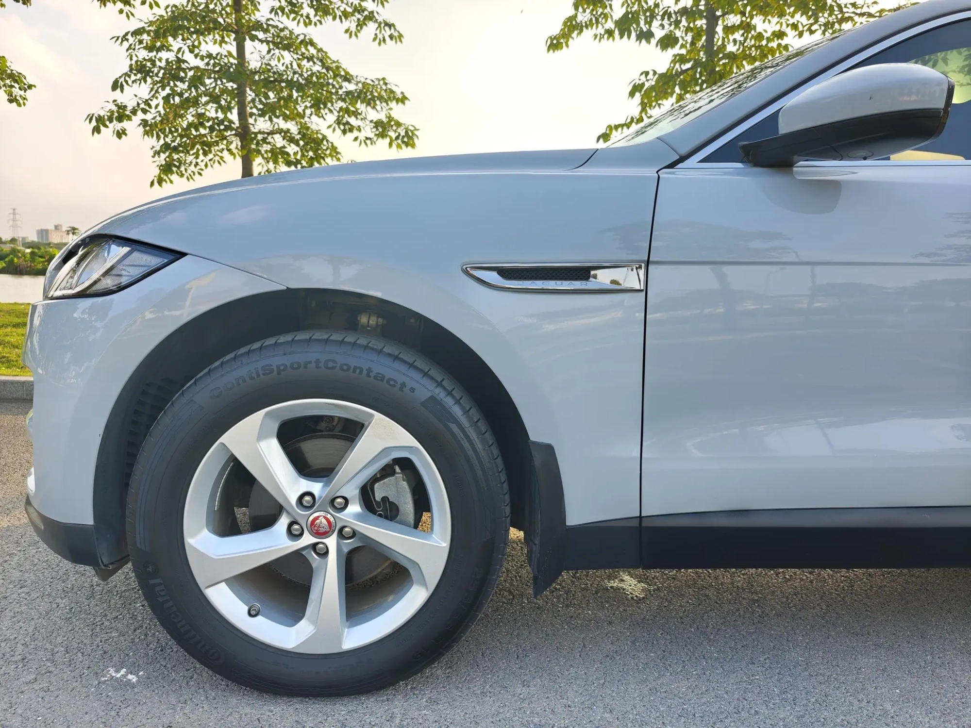 Jaguar Jaguar F-PACE 2.0T four-wheel drive Urban Exclusive Edition