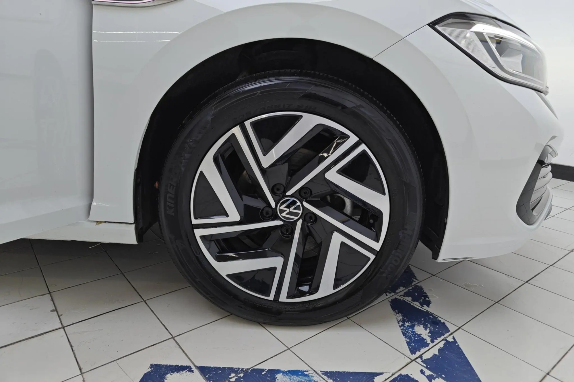 Volkswagen Sagitar 300TSI DSG Beyond Edition