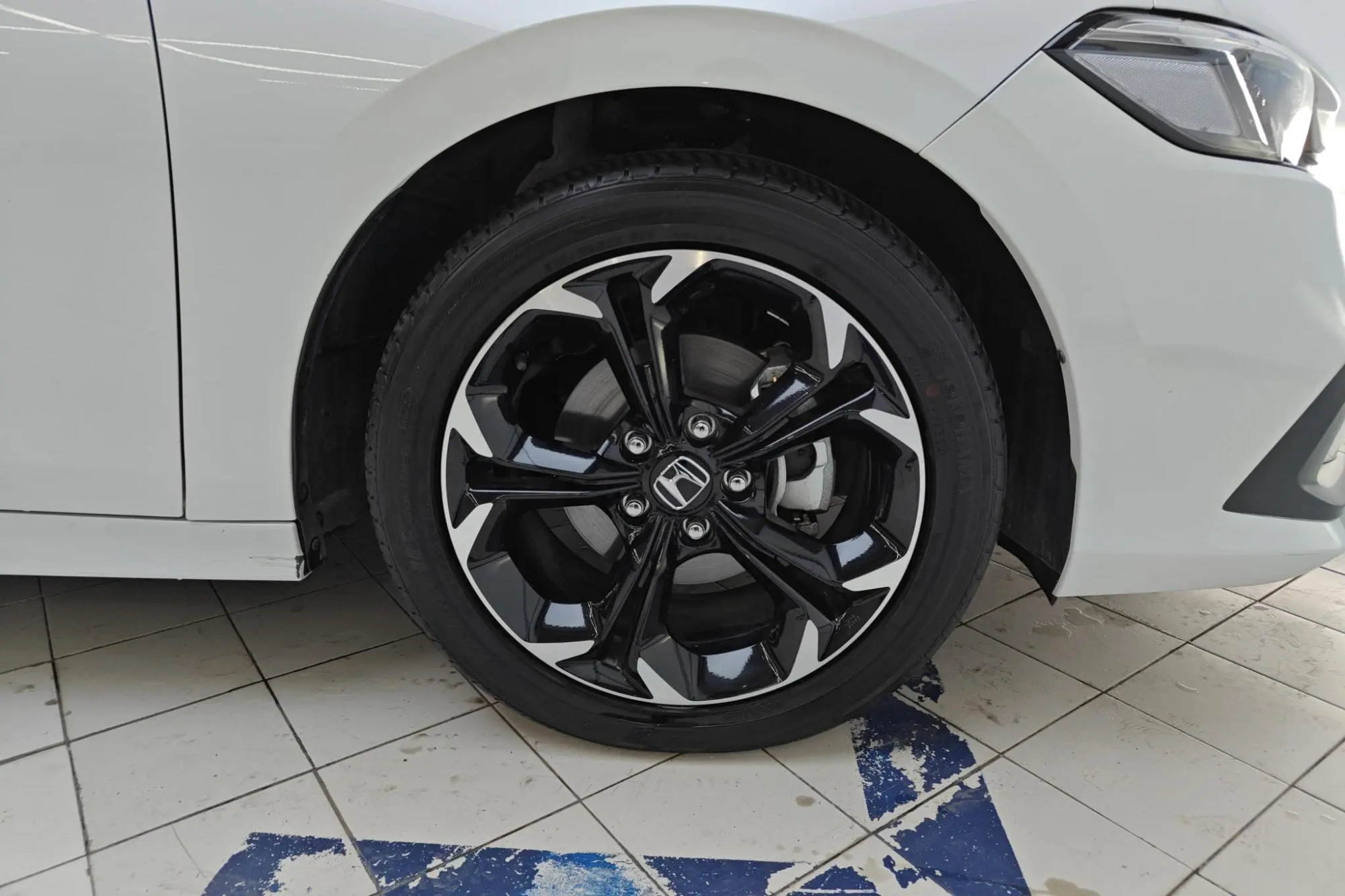 Honda Civic 240TURBO CVT combustion version