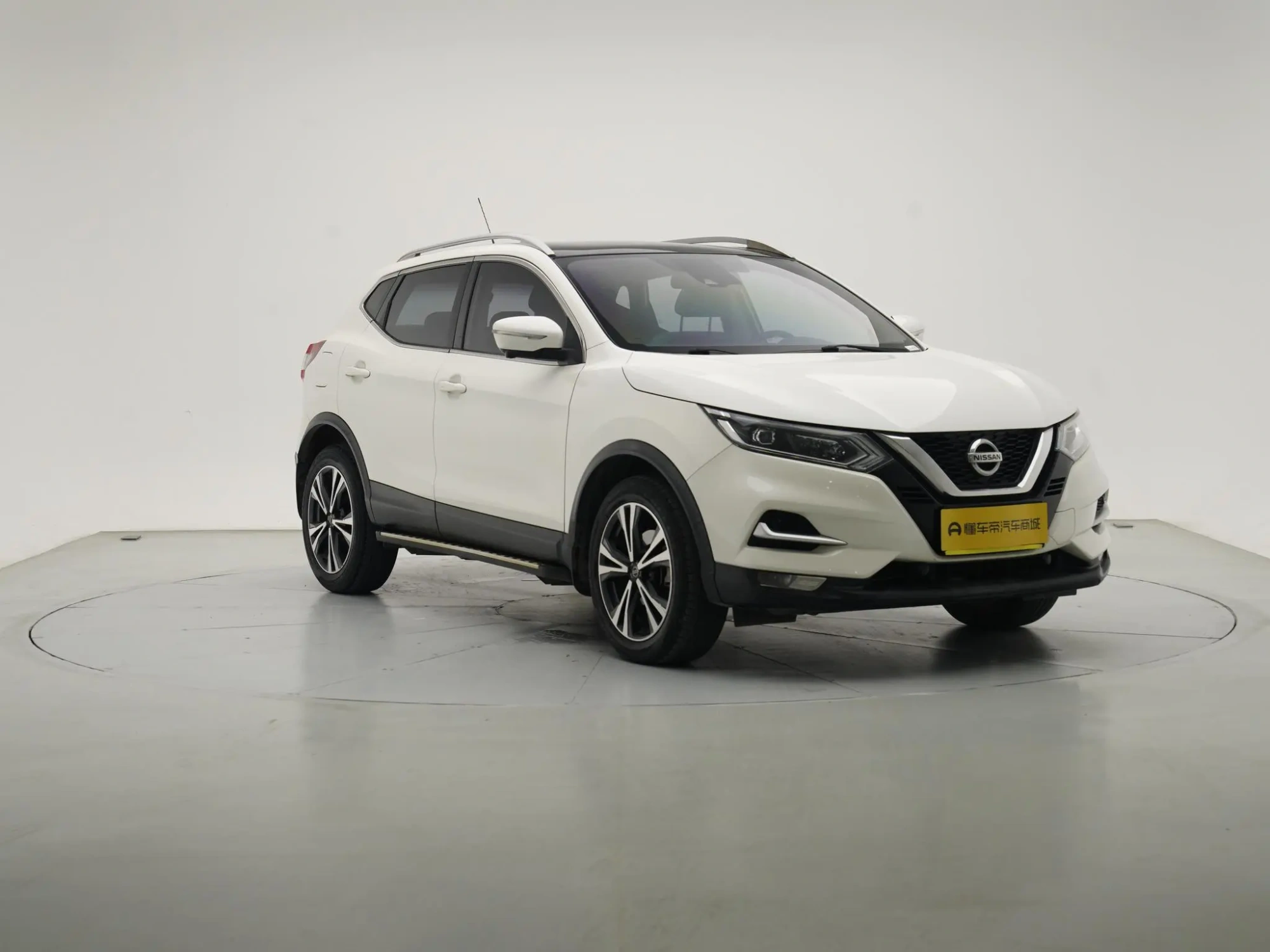 Nissan Qashqai 2.0 L XV Prem Deluxe Edition