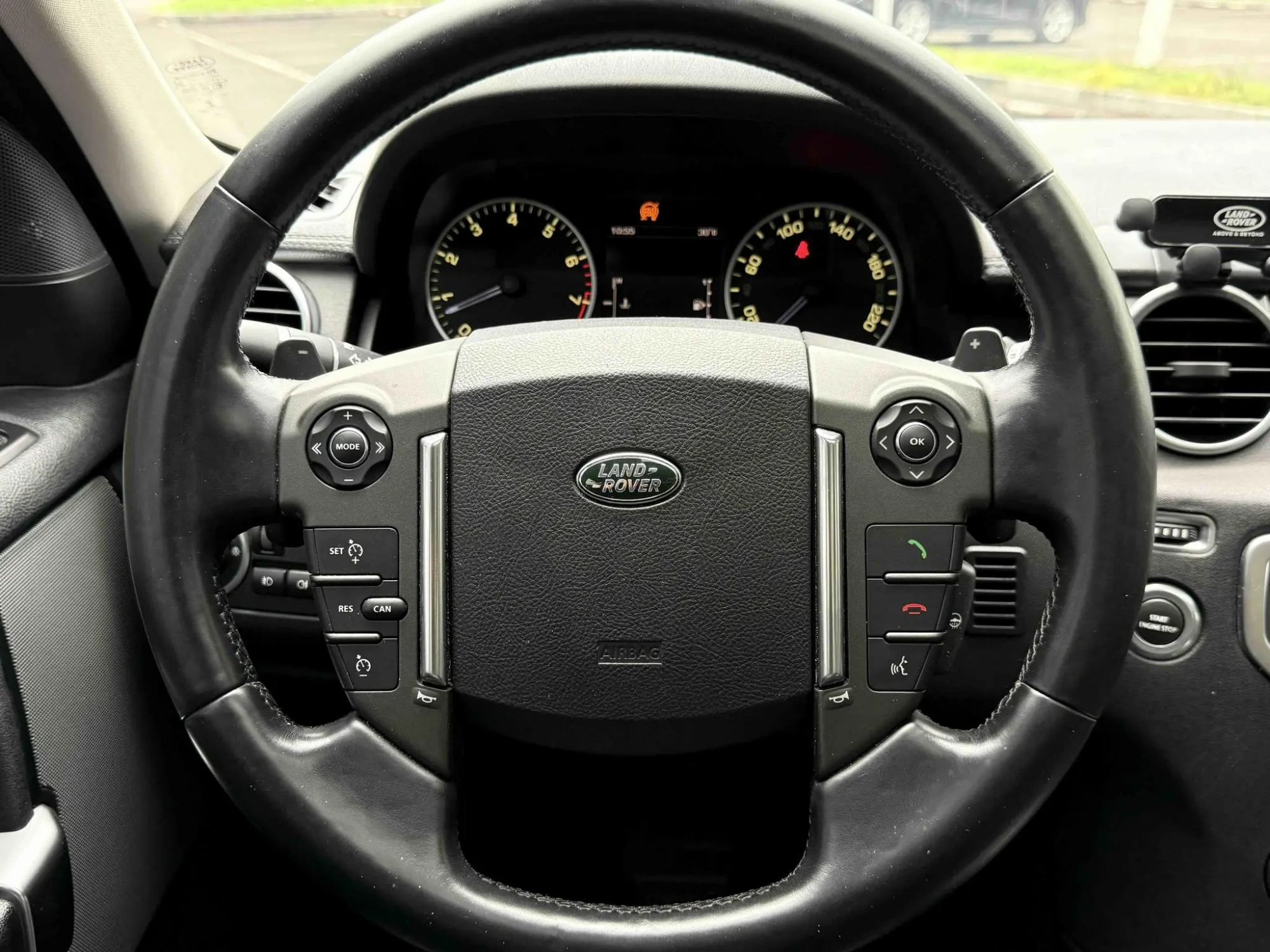 Land Rover discover 3.0 SC Yao Black Collector's Edition SE