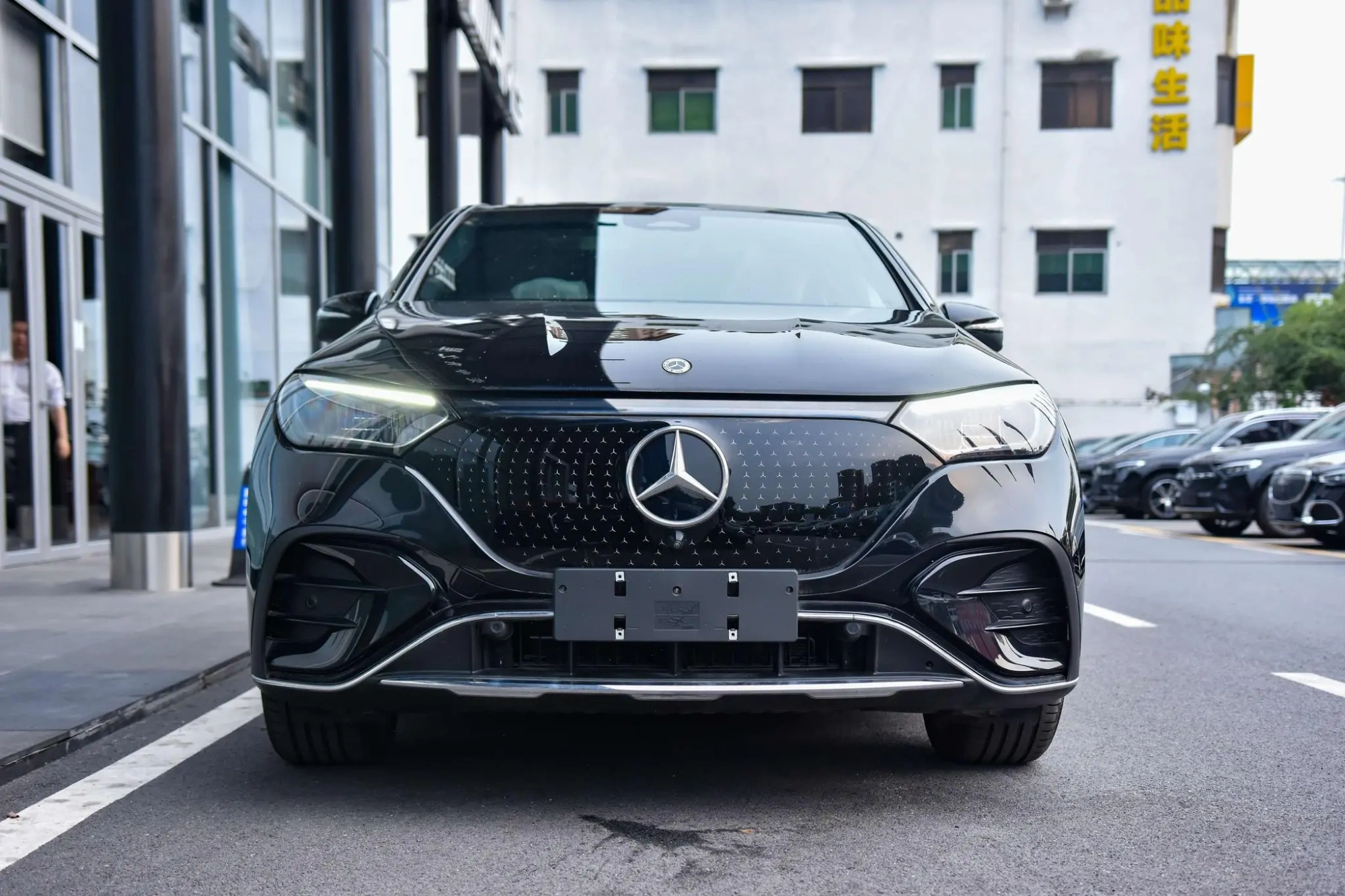 Mercedes-Benz Mercedes-Benz EQE SUV EQE SUV 500 4MATIC Pioneer Edition