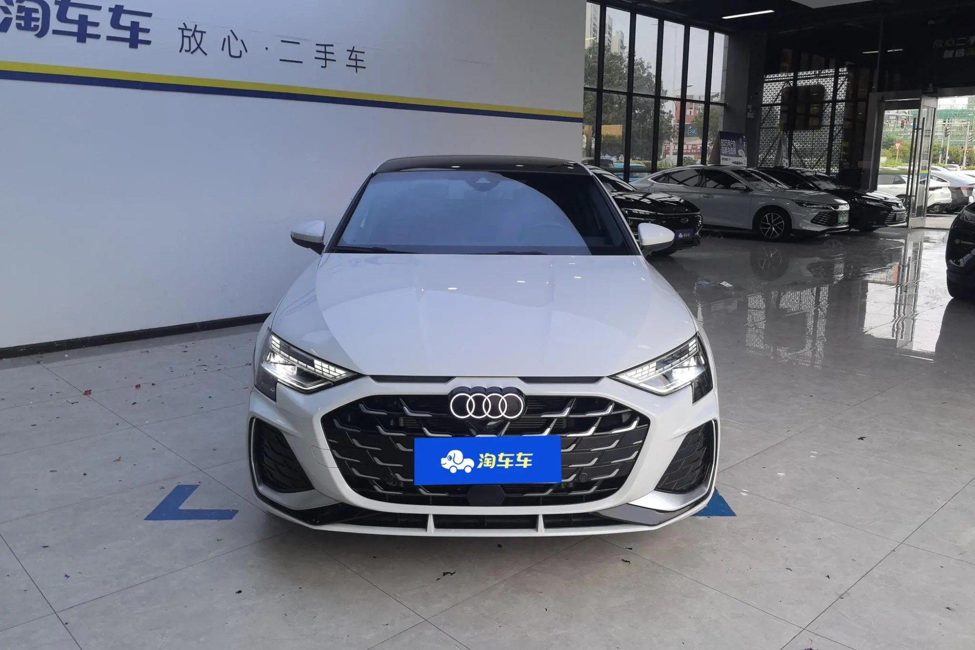 Audi Audi A3 A3L Sedan 35 TFSI Flying Spur Exclusive Type