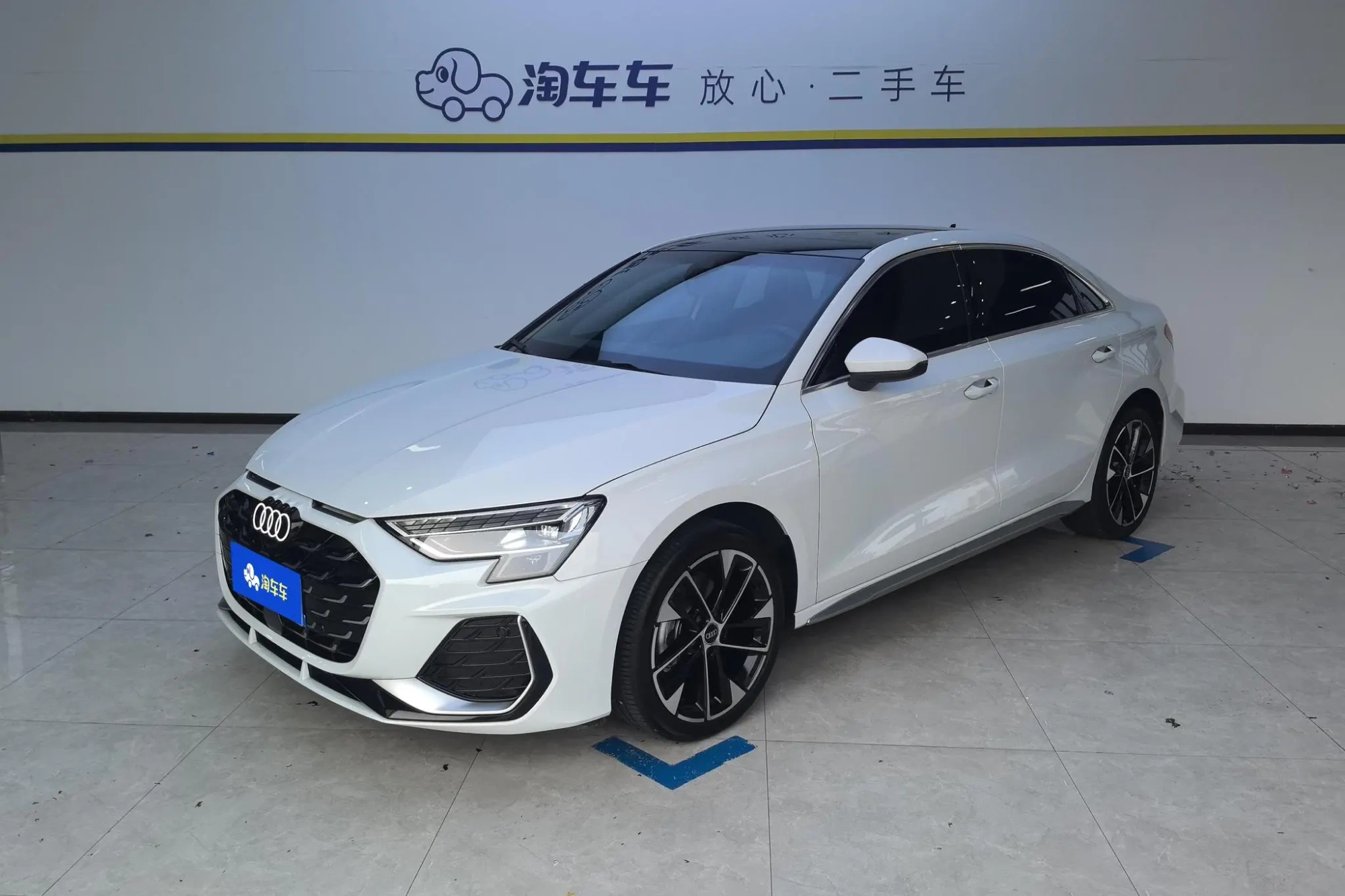 Audi Audi A3 A3L Sedan 35 TFSI Flying Spur Exclusive Type