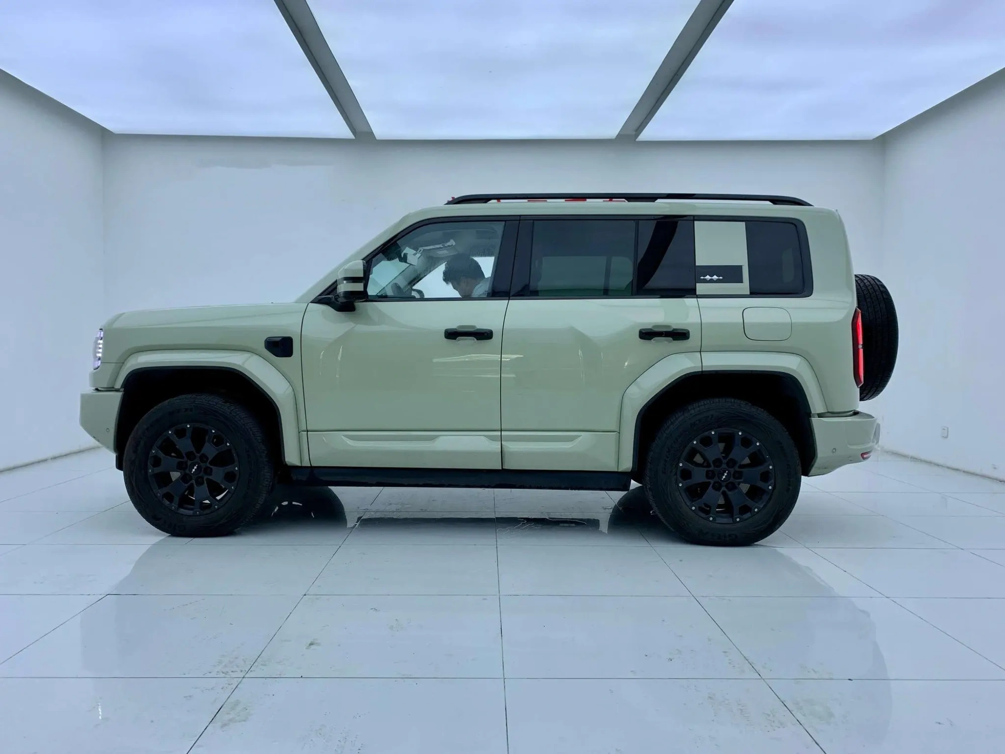 FANG CHENG BAO Leopard 5 Yunnian Laser Dry Kun Smart Driving Version