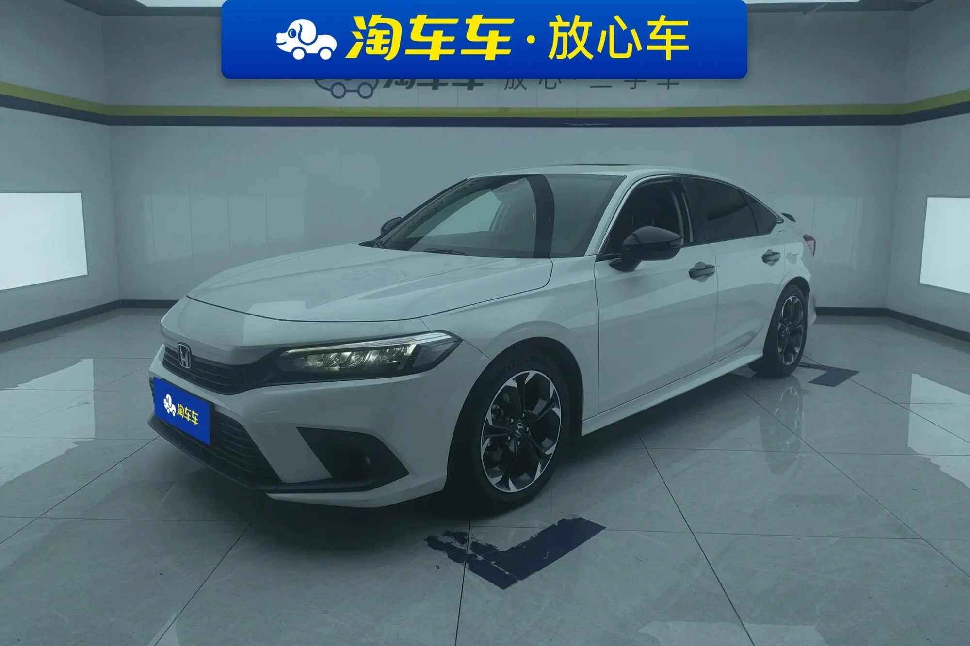 Honda Civic 240TURBO CVT Power Control Edition