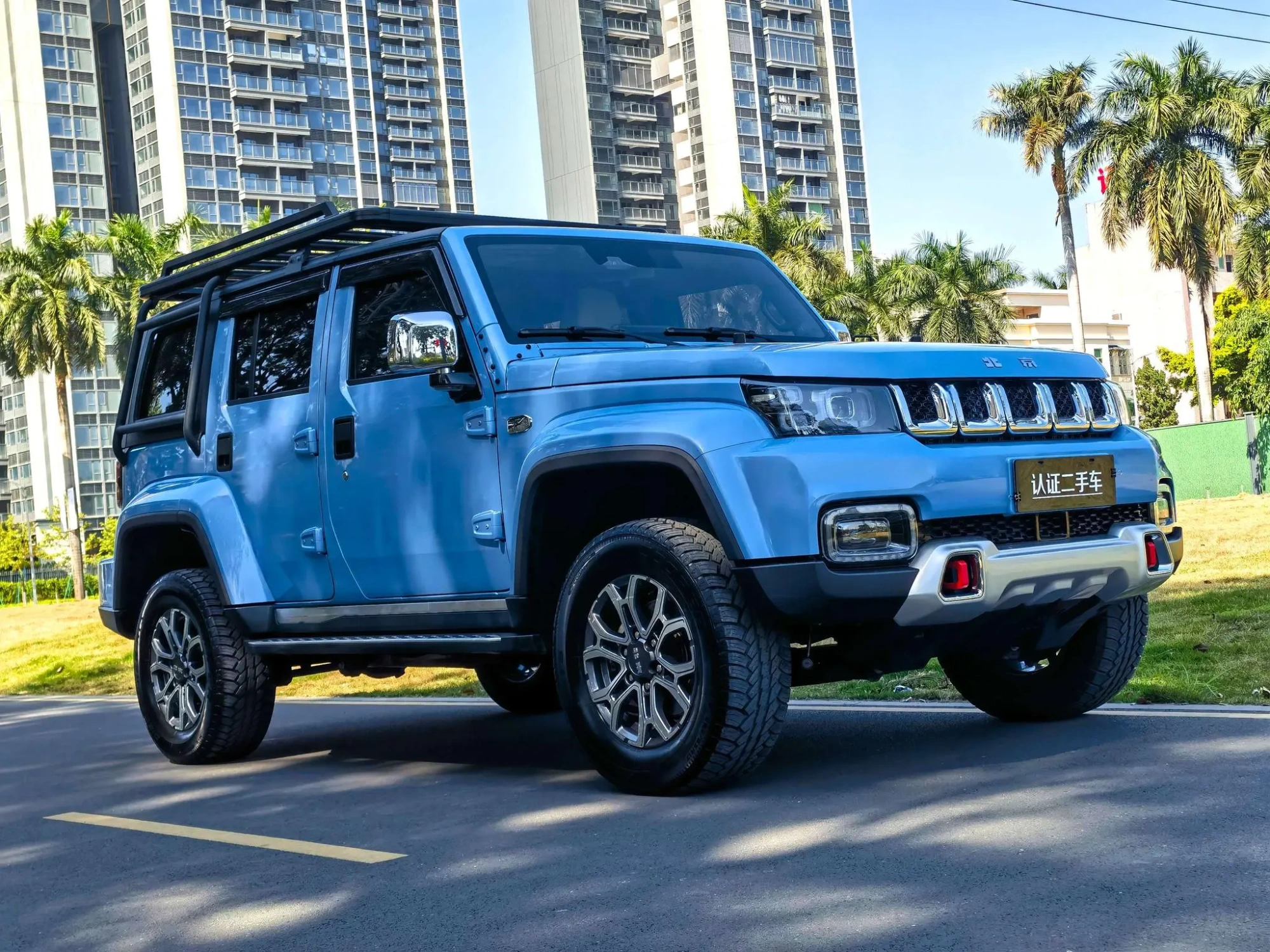 Beijing Beijing off-road BJ40 2.0T automatic four-wheel drive City Hunter edition knight type