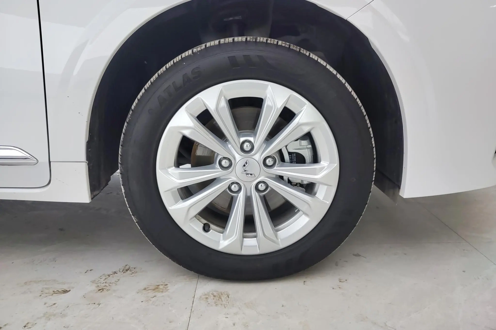 Wuling Wuling Jiachen 1.5T CVT Smart Luxury
