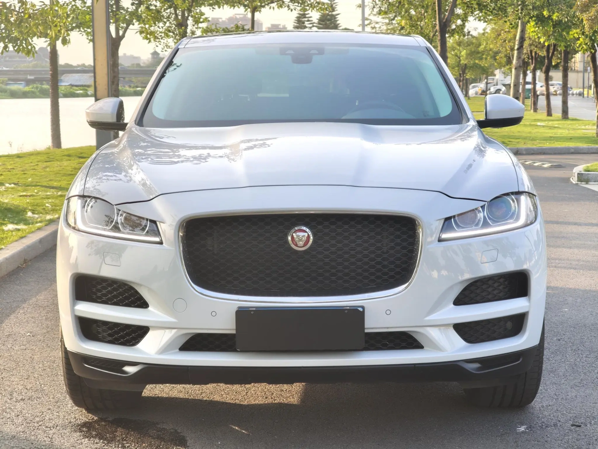 Jaguar Jaguar F-PACE 2.0T four-wheel drive Urban Exclusive Edition