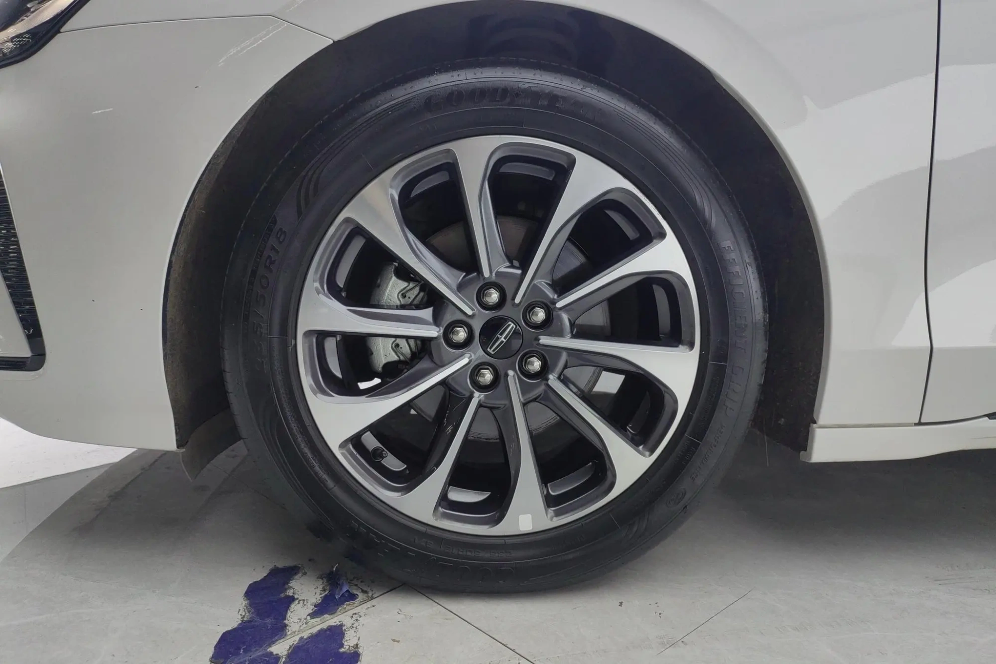 Lincoln Lincoln Z Facelift i Enjoy Exclusive Edition