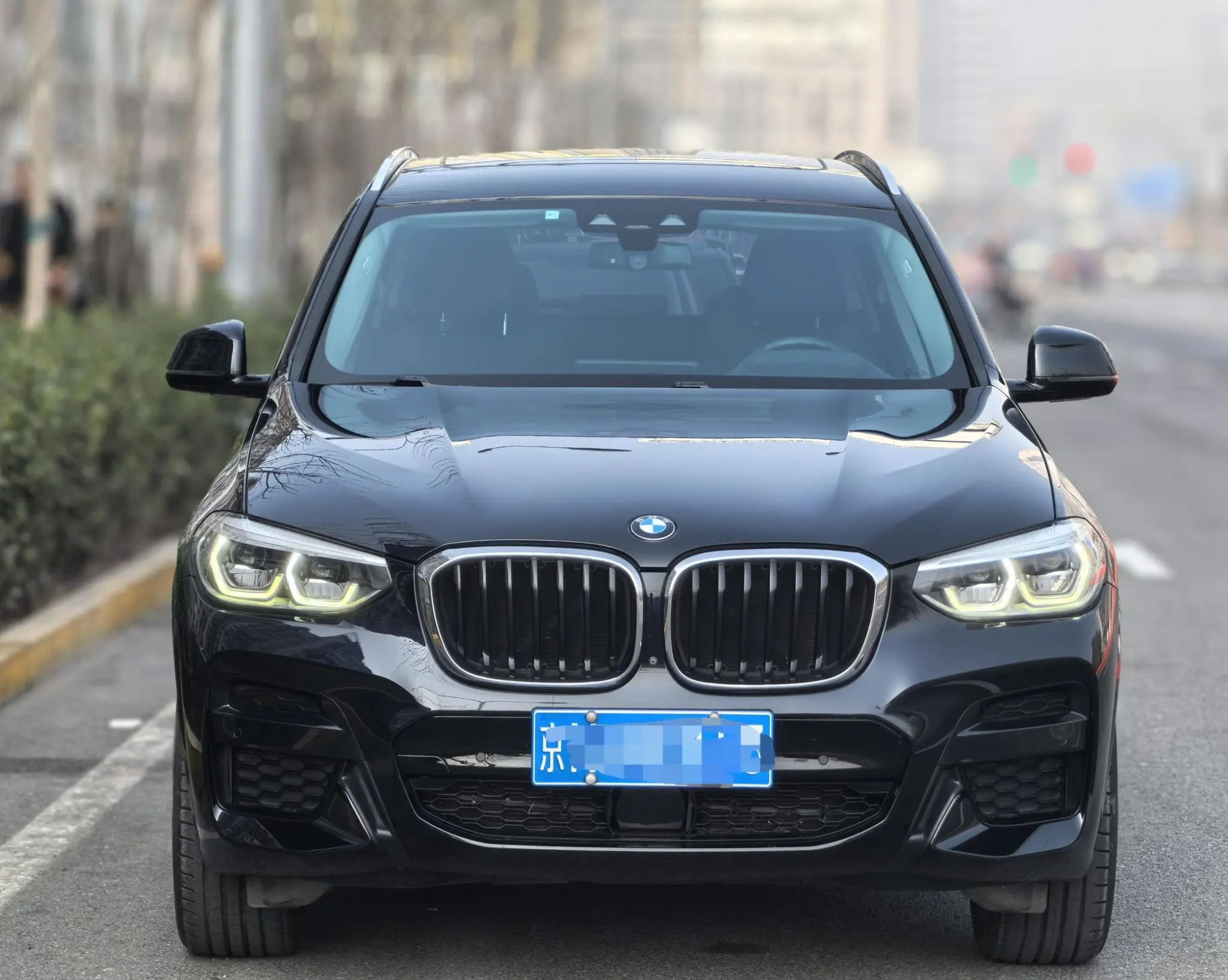 BMW BMW X3 xDrive30i leading M sports suit