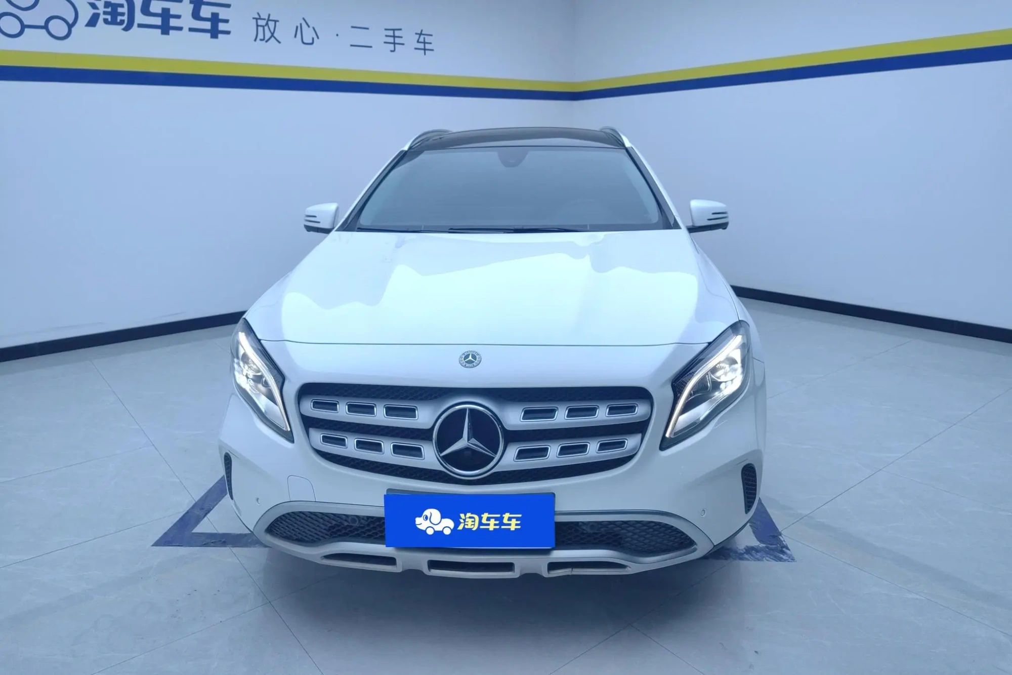 Mercedes-Benz Mercedes-Benz GLA GLA 200 fashion type