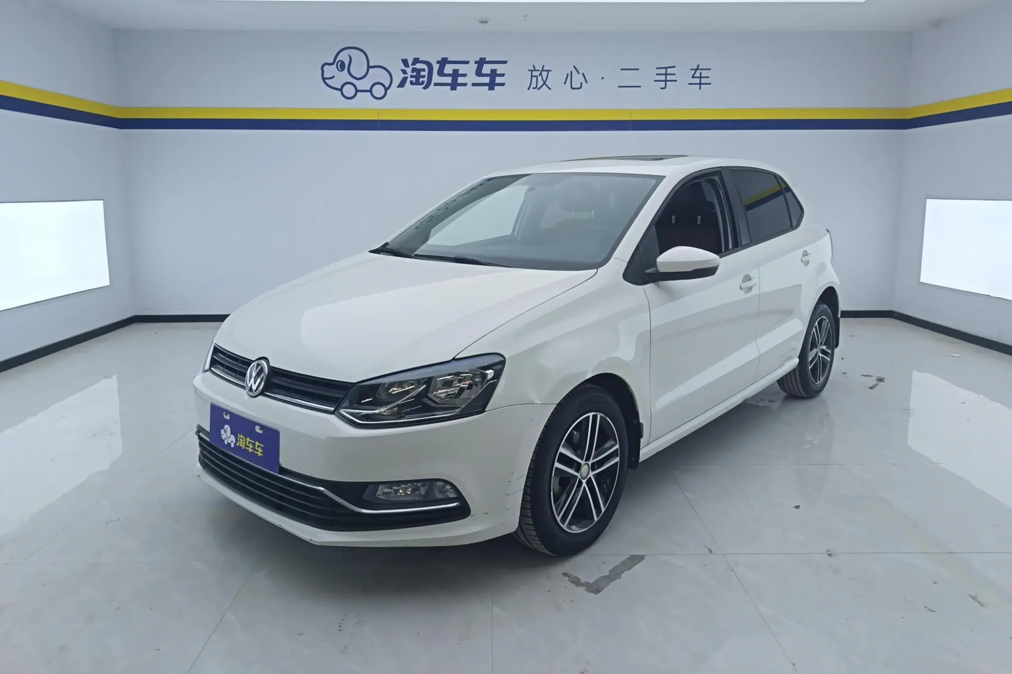 Volkswagen Polo 1.5L automatic security type