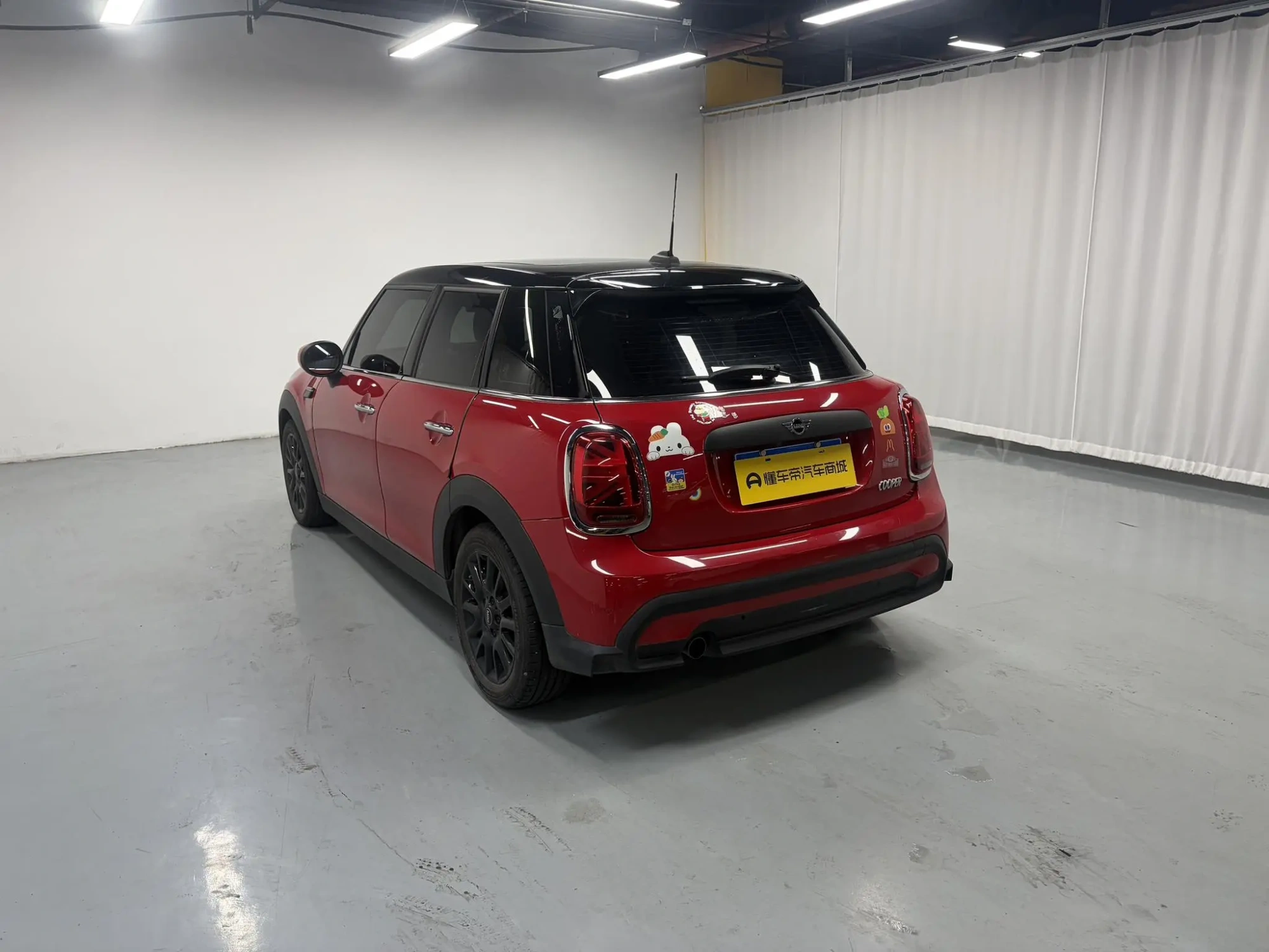MINI MINI 1.5T ONE five-door version PLUS