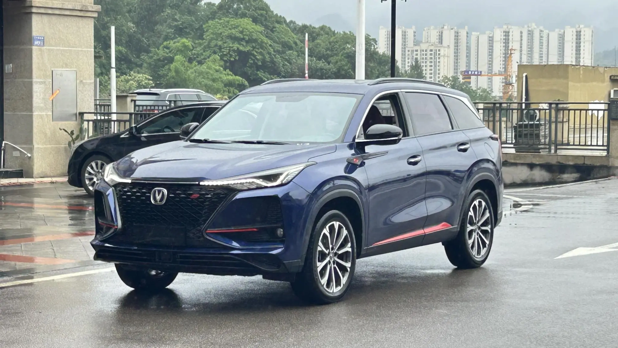 Changan Changan CS75 PLUS 2.0T automatic pilot type