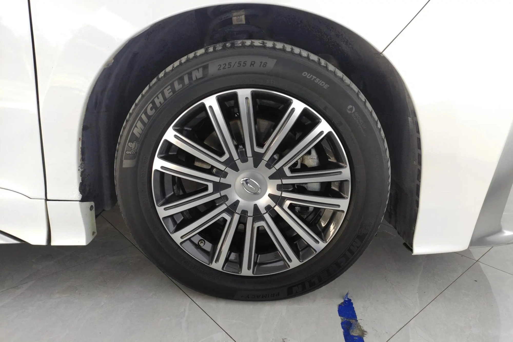 GAC Trumpchi M8 Master Series 390T Premium Edition