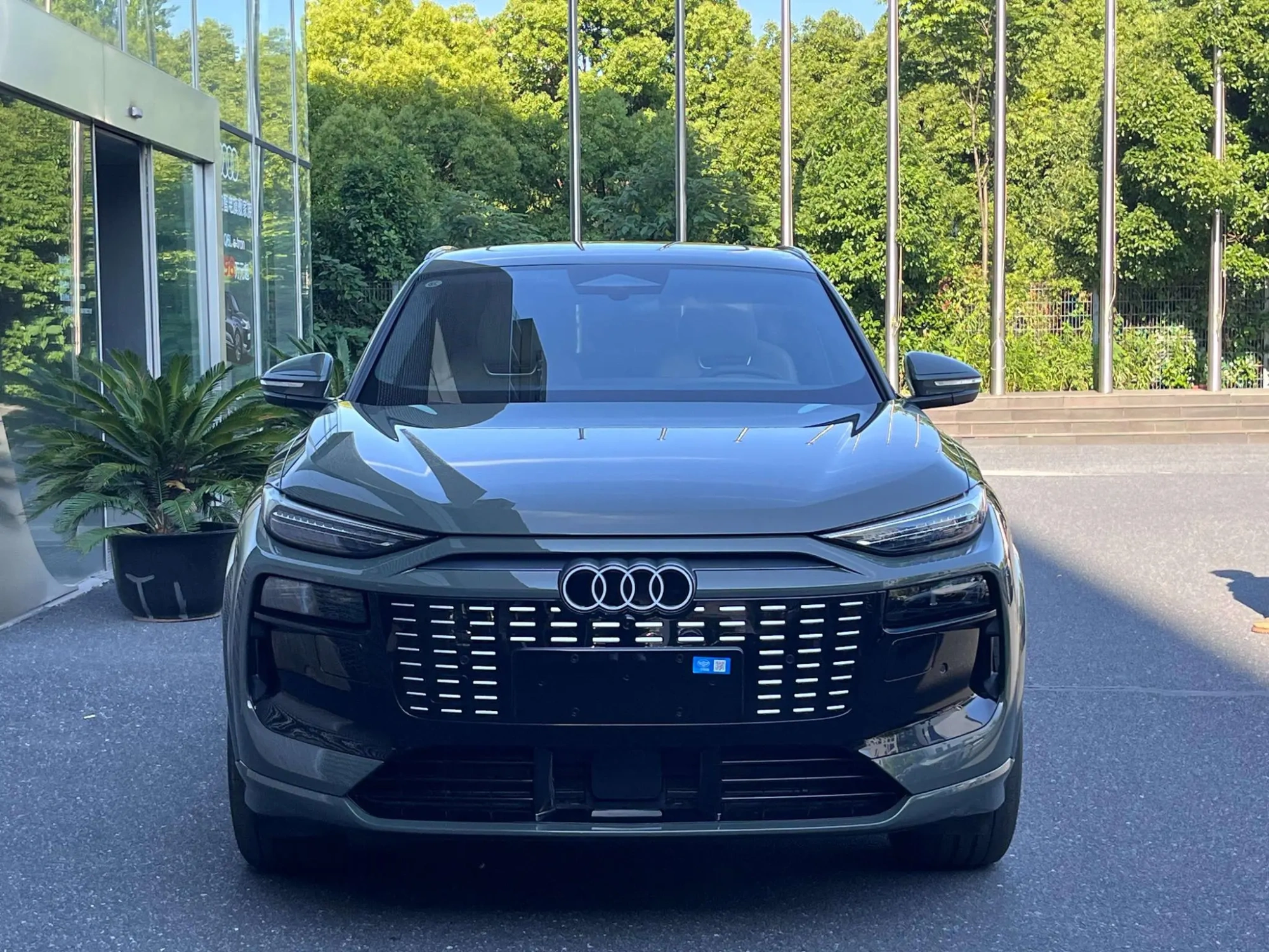 Audi Audi Q6L e-tron Long battery life version