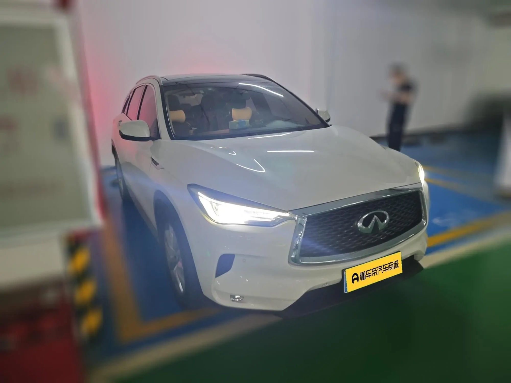 Infiniti Infiniti QX50 2.0T two-wheel drive fashion version