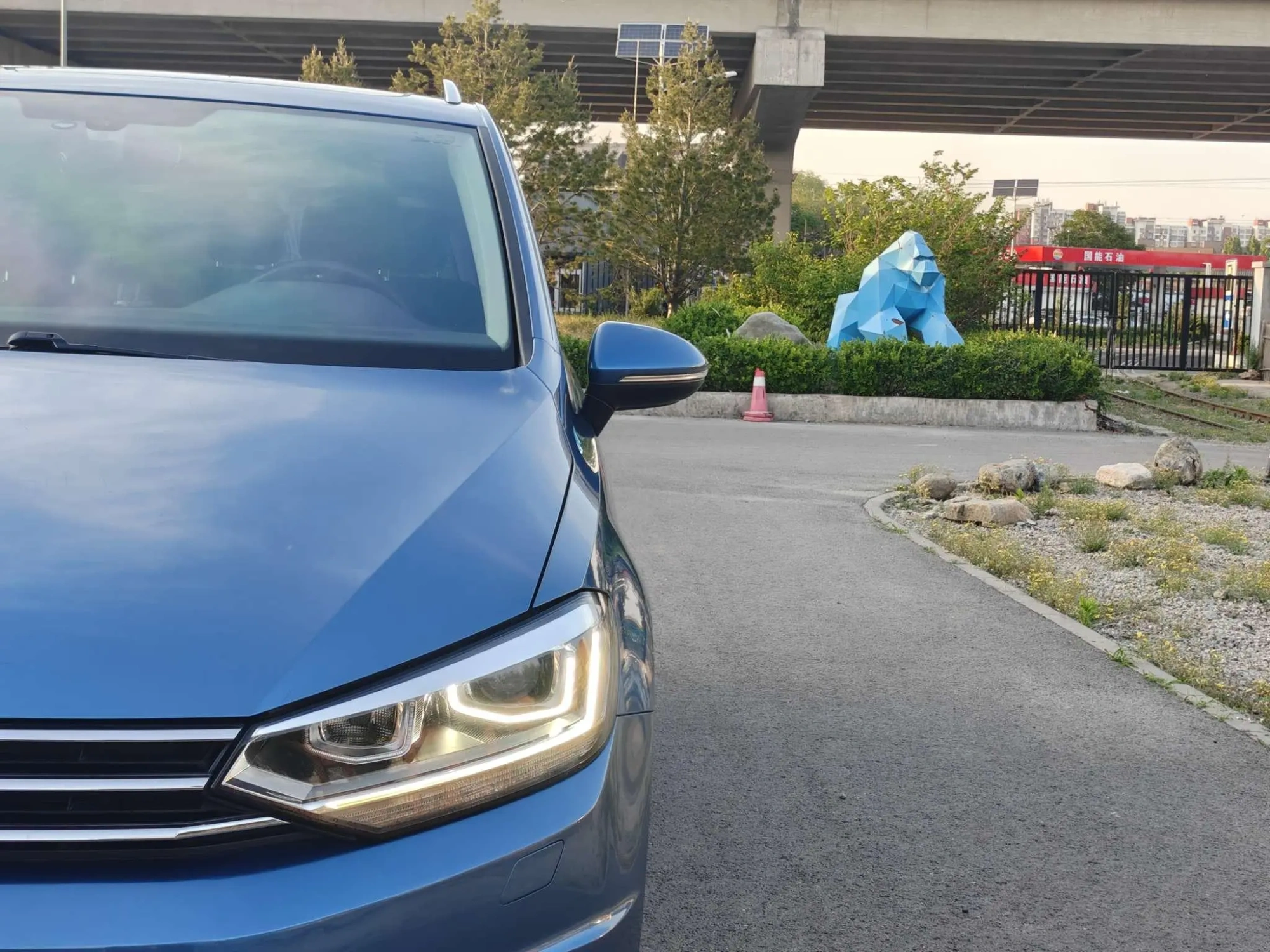 Volkswagen Touran L 280TSI Automatic Shuya Version