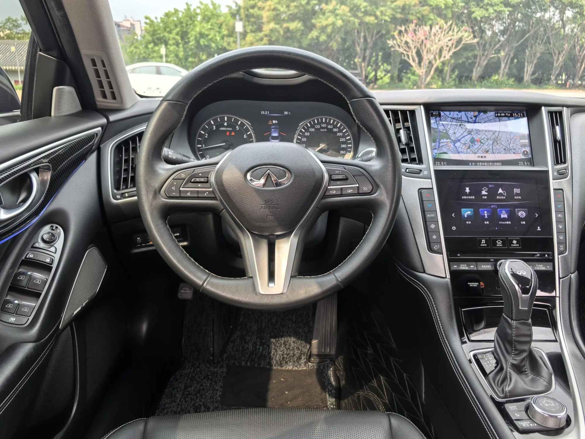 Infiniti Infiniti Q50L 2.0T Premium Version Country VI