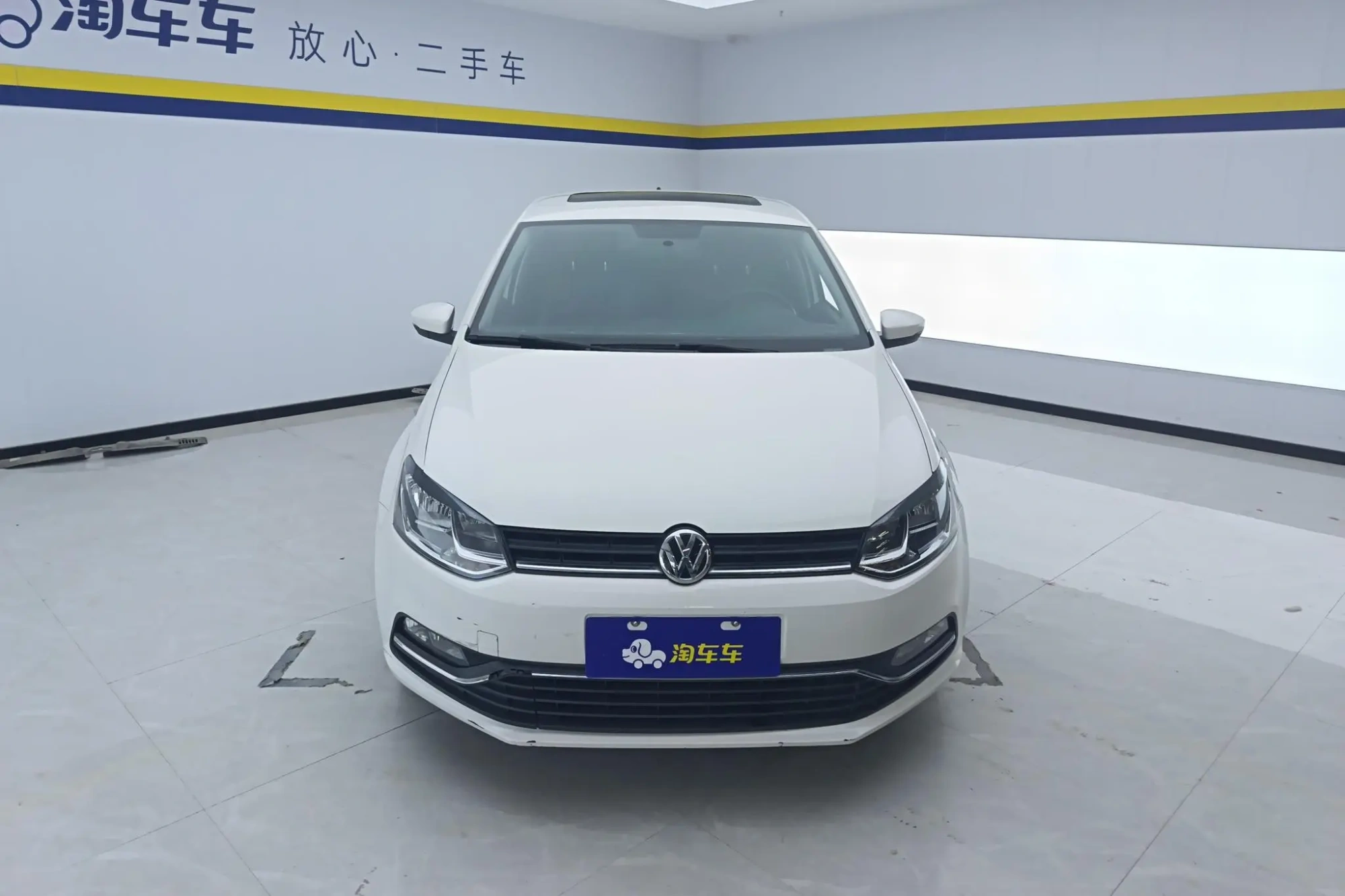 Volkswagen Polo 1.5L automatic security type