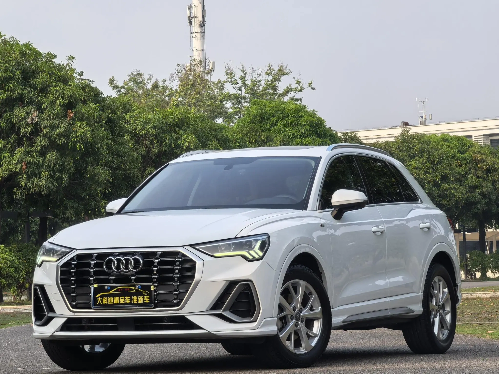 Audi Audi Q3 35 TFSI aggressive dynamic type